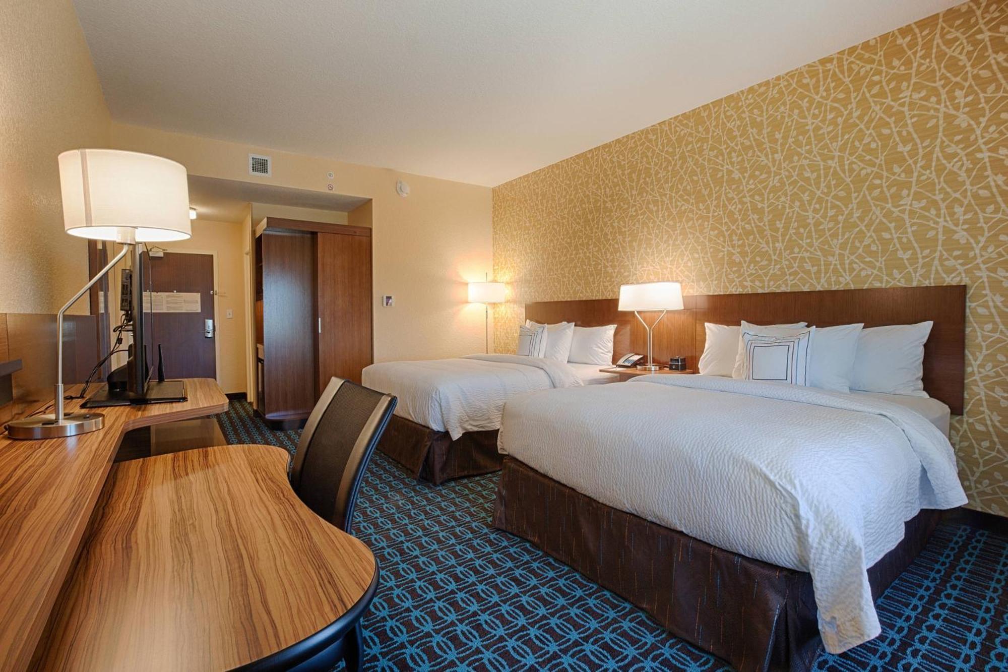 Fairfield Inn & Suites By Marriott Clearwater Beach Exterior foto