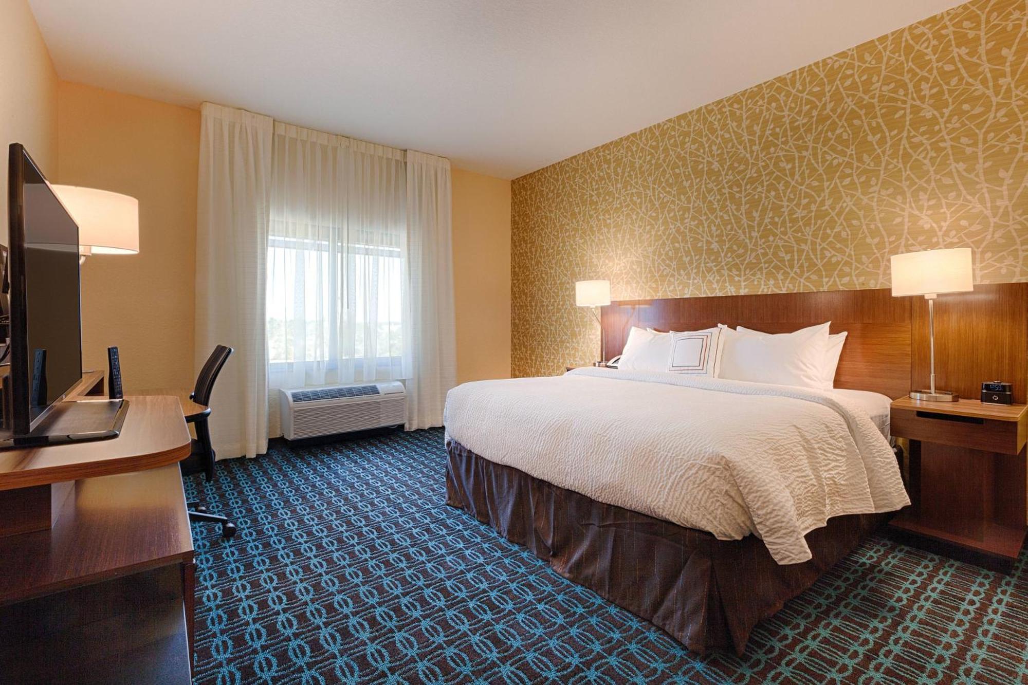 Fairfield Inn & Suites By Marriott Clearwater Beach Exterior foto